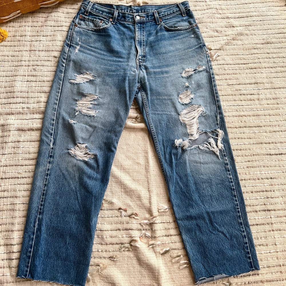 Vintage Levi 550 - straight, boyfriend fit. 100% cotton denim